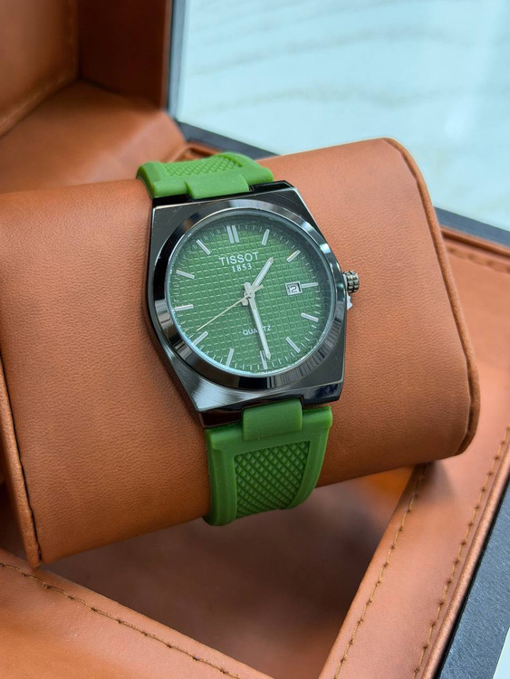 ساعت تیسوت طرح PRX صفحه شطرنجی