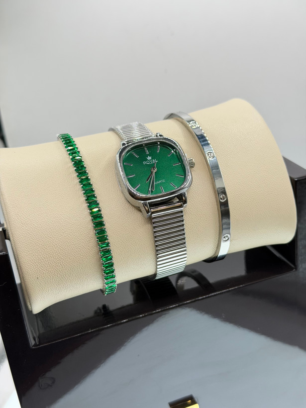 ساعت برند رویال مربع سبز با دسبند کارتیه لاو نقره ای و دسبند تنیسی سبز