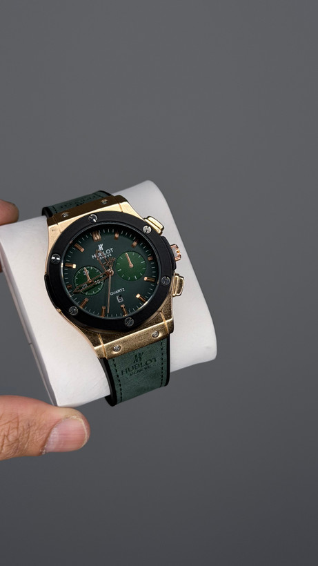 بند سبز قاب مسی با رینگ مشکی